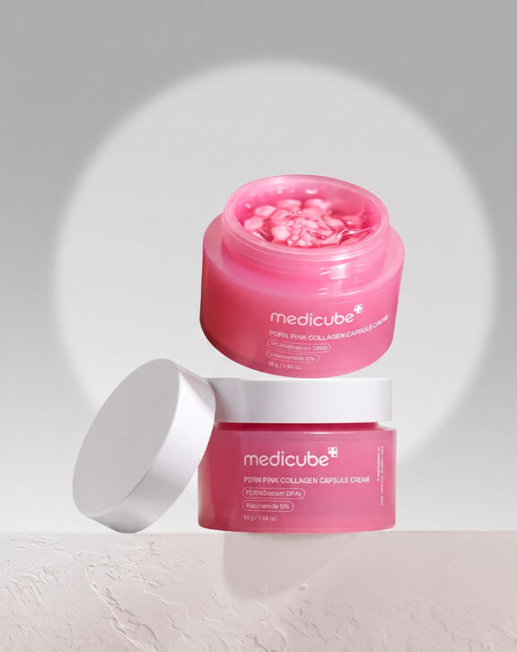 Crema avanzada con textura gel cápsula, que mezcla PDRN (ADN de salmón) encapsulado, colágeno y niacinamida. Al activarse al momento de uso, las cápsulas liberan ingredientes frescos y efectivos para otorgar firmeza, hidratación y un luminoso efecto tipo “glass glow”. tonalidad equilibrada, luminosidad y firmeza.